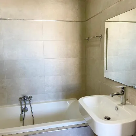 3 Bedroom Penthouse Near Paceville Party Area * Is-Swieqi