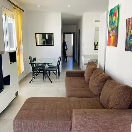 3 Bedroom Penthouse Near Paceville Party Area * Is-Swieqi