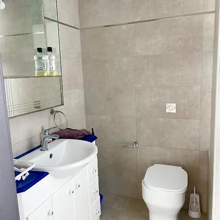 3 Bedroom Penthouse Near Paceville Party Area Apartment Is-Swieqi